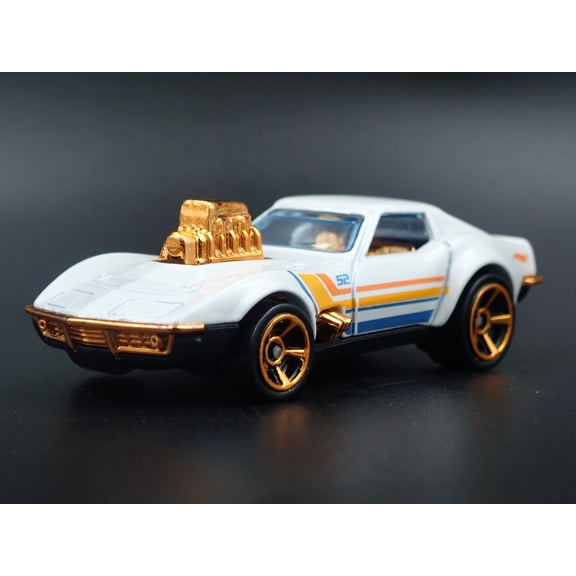 Open Box 1968 68 CHEVY CHEVROLET CORVETTE BLOWN ENGINE WHITE 1/64 SCALE DIECAST MODEL CAR