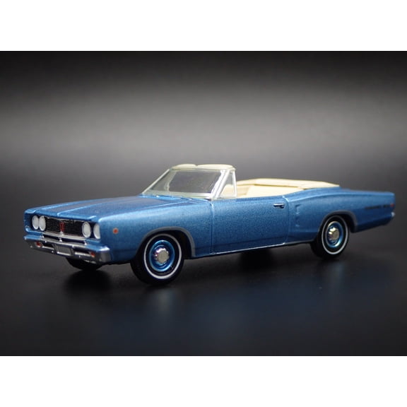 Open Box 1968 68 DODGE CORONET 500 CONVERTIBLE BLUE 1:64 SCALE DIORAMA DIECAST MODEL CAR