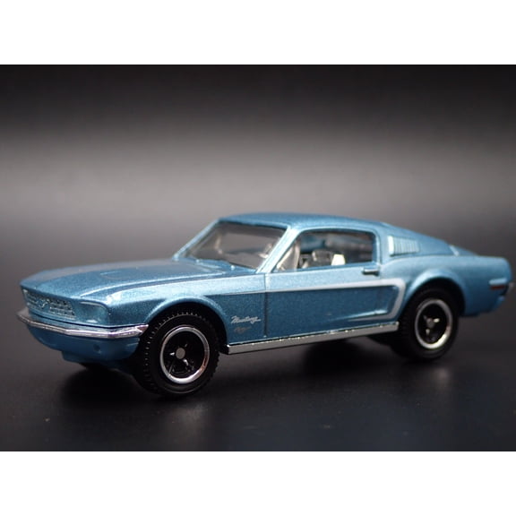 Open Box 1968 68 FORD MUSTANG FASTBACK BLUE 1:64 SCALE DIORAMA DIECAST MODEL CAR