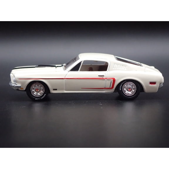 Open Box 1968 68 FORD MUSTANG GT FASTBACK WHITE 1:64 SCALE COLLECTIBLE DIECAST MODEL CAR