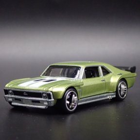 Open Box 1970 70 CHEVY CHEVROLET NOVA SS CUSTOM RARE 1:64 SCALE DIORAMA DIECAST MODEL CAR