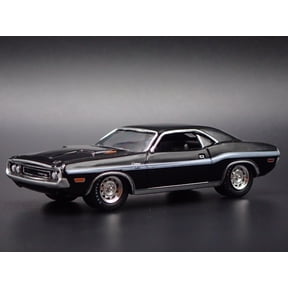 Open Box 1970 70 DODGE CHALLENGER TA T/A 440 BLACK 1/64 SCALE DIORAMA DIECAST MODEL CAR