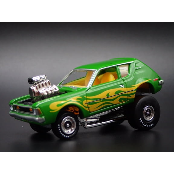 Open Box 1971 71 AMC GREMLIN ZINGER GRN 1:64 SCALE COLLECTIBLE DIORAMA DIECAST MODEL CAR