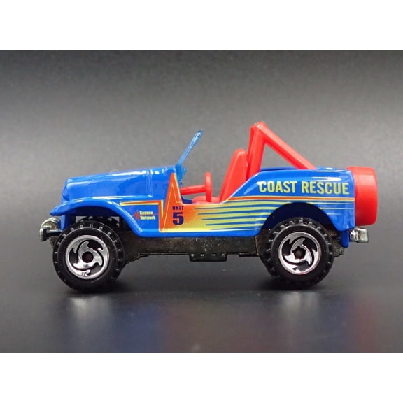 Open Box 1986-1995 JEEP WRANGLER CJ7 YJ COAST RESCUE 1:64 SCALE DIORAMA DIECAST MODEL CAR