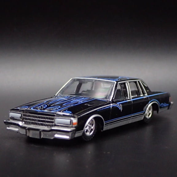 Open Box 1987 87 CHEVY CHEVROLET CAPRICE LOWRIDER FOUR DOOR 1/64 SCALE DIECAST MODEL CAR