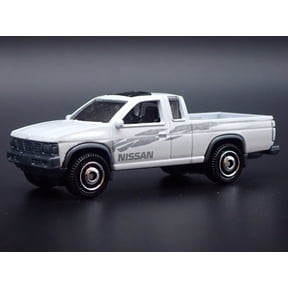 Open Box 1995 95 NISSAN HARDBODY PICKUP TRUCK D21 W HITCH 1:64 SCALE DIECAST MODEL CAR