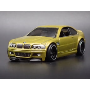 Open Box 1999-2005 BMW 3 SERIES M3 E46 COUPE GLD 1:64 SCALE COLLECTIBLE DIECAST MODEL CAR