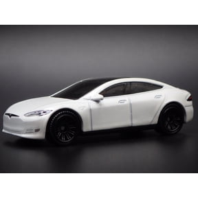 Open Box 2016-2025 TESLA MODEL S WHITE 1/64 SCALE COLLECTIBLE DIORAMA DIECAST MODEL CAR