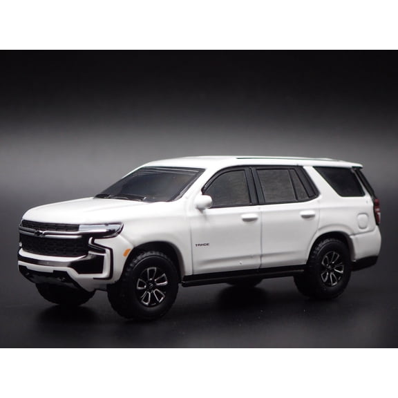 Open Box 2021-2026 CHEVY CHEVROLET TAHOE WHITE 1:64 SCALE COLLECTIBLE DIECAST MODEL CAR