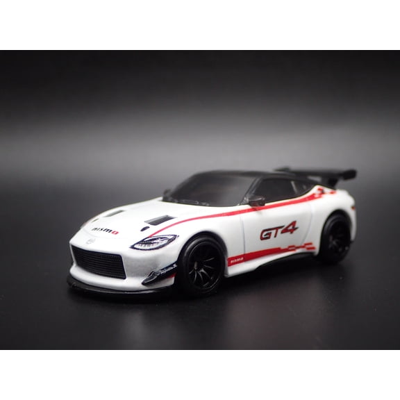 Open Box 2023 - 2025 NISSAN Z GT4 RACE 1:64 SCALE COLLECTIBLE DIORAMA DIECAST MODEL CAR