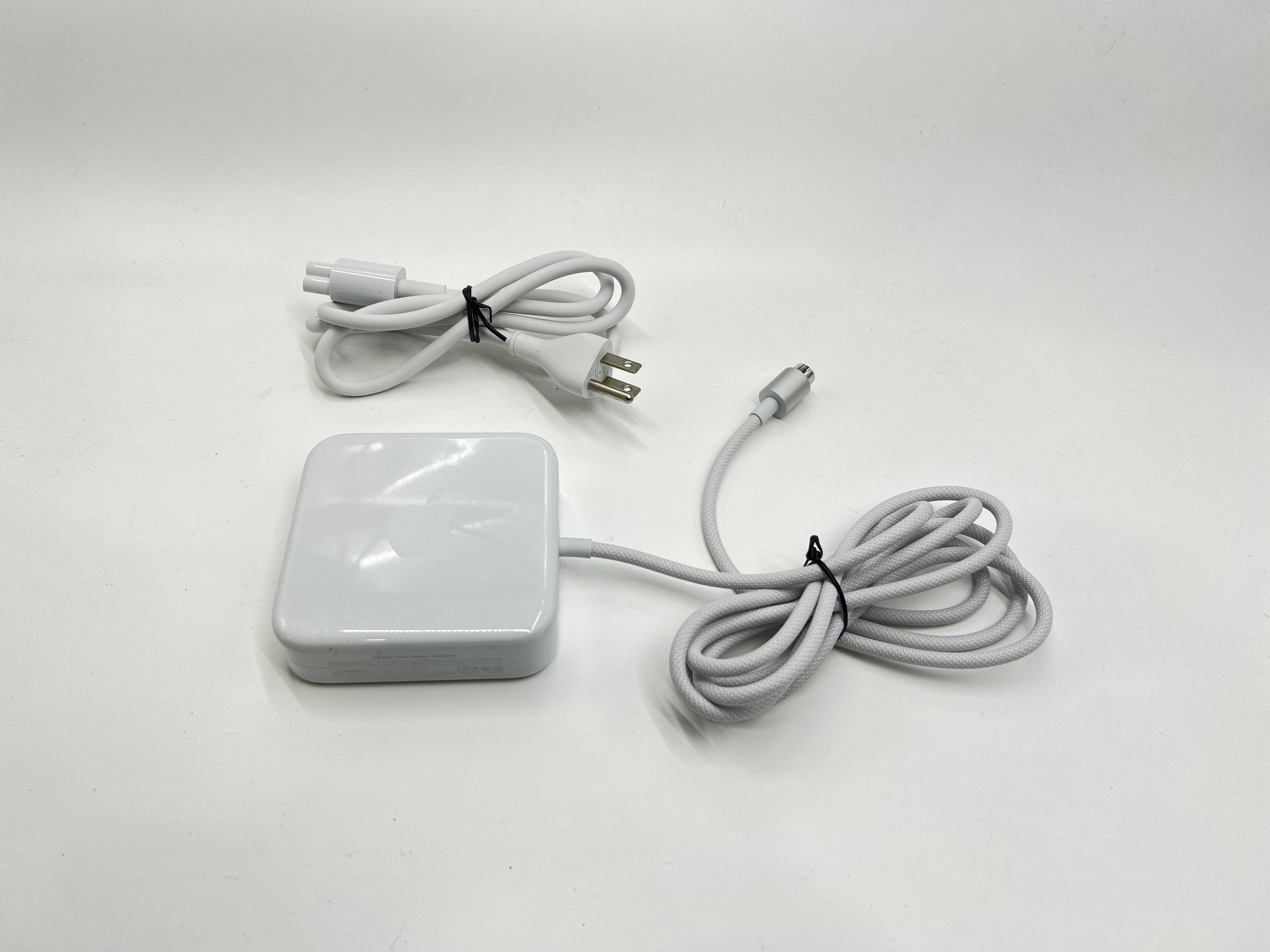 Open Box APPLE GENUINE POWER ADAPTER 143W A2388 WHITE