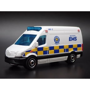 Open Box MERCEDES BENZ SPRINTER VAN EMS AMBULANCE 1/64 MB SCALE DIORAMA DIECAST MODEL CAR