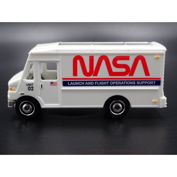 Open Box STEP VAN BOX NASA LAUNCH & OPERATIONS RARE 1:64 MB SCALE DIECAST MODEL CAR