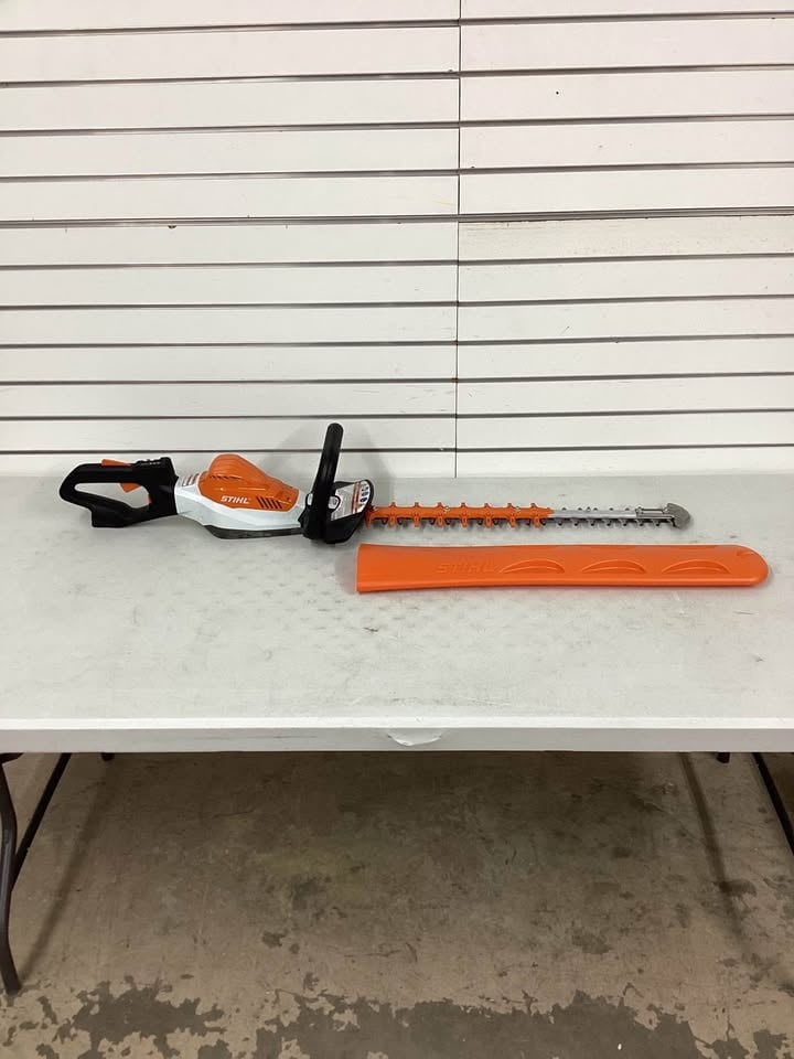 Open Box STIHL 36 V Battery Hedge Trimmer Tool Only
