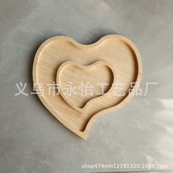 Oraceous Wooden Heart Shaped Serving Tray Decorative Platter for Snacks Fruits Nuts Ideal for Party Valentine's Day Wedding Home Gatherings