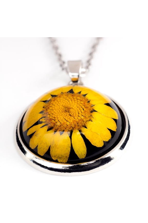 Orb Necklace yellow daisy
