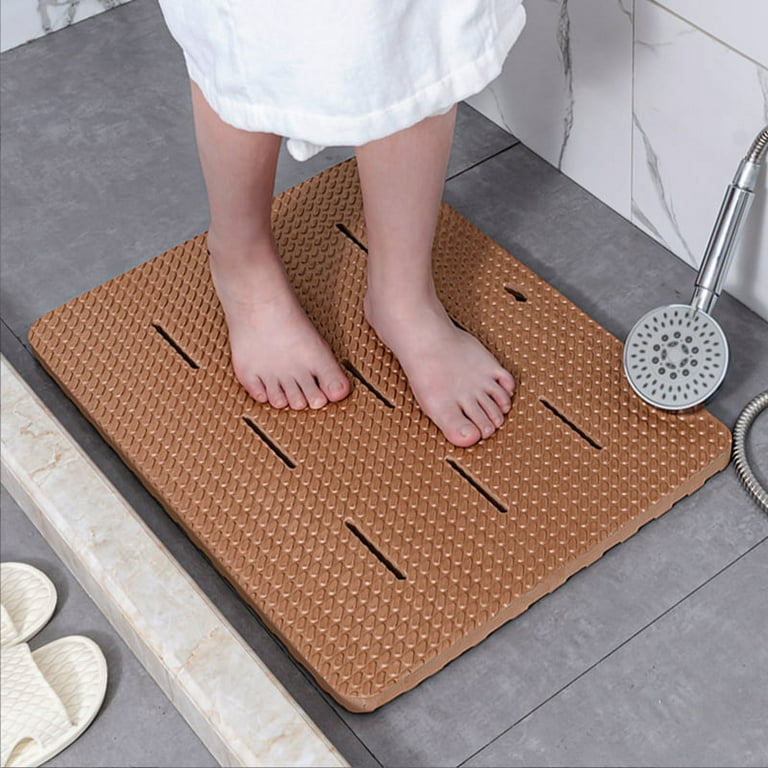 https://i5.walmartimages.com/seo/Original-Bathtub-Mat-Non-Slip-Bath-Mats-Tub-Shower-Drain-Holes-Suction-Cups-Machine-Washable-BPA-Latex-Phthalate-Free-17-7-x-23-6-Inches-Clean-Blue_79a63c60-4364-443e-8d57-7ac04dc70c9d.14488c73cb8460cf34cc3e99292c301b.jpeg?odnHeight=768&odnWidth=768&odnBg=FFFFFF