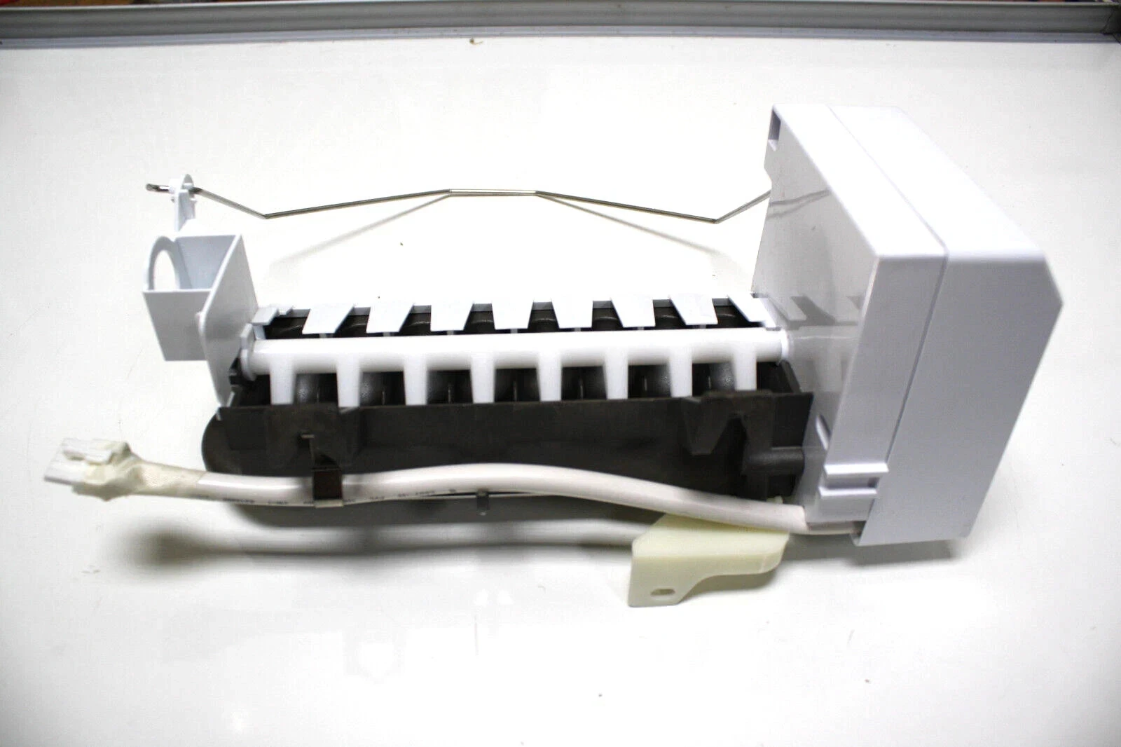 ✅Original New OEM Whirlpool W11592795 ICE MAKER ASSY