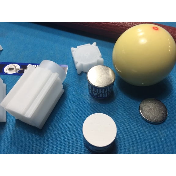 Original White Great White Chalk Starter Pack 1 Piece of Chalk W/ Magnetic Clip