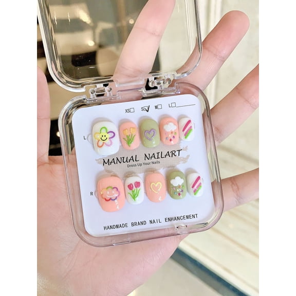 [Original real shot] Pure hand-worn nail small short nail square circle nail patch Internet celebrity new children's fun cute style