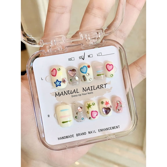 [Original real shot] Pure handmade wearing armor retro cute y2k millennial babes hand-painted nail art short versatile