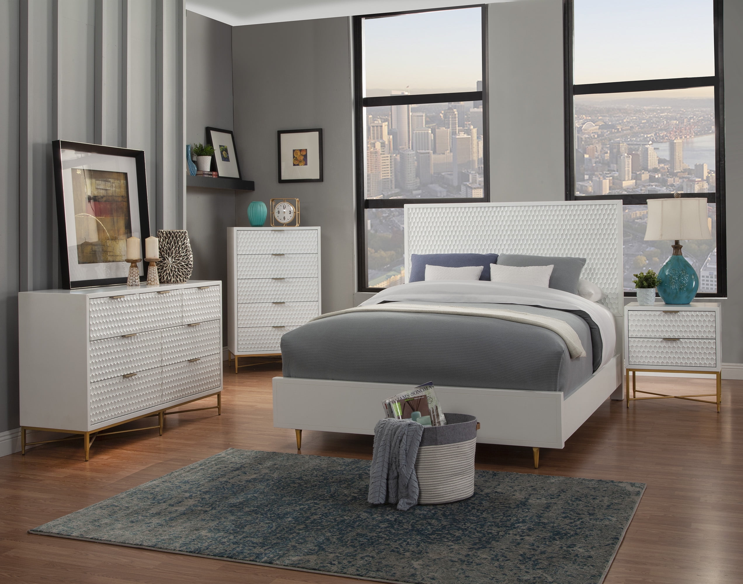 Transitional White Pearl 7-Drawer Dresser with Gold Accents