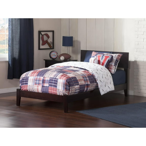 Orlando Traditional Bed in Multiple Colors and Sizes