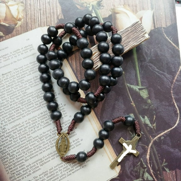 Ornament Hand-woven Black Wooden Bead Beaded Pendant Necklace