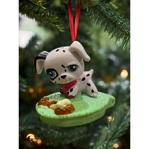 Ornament Littlest Pet Shop #44 Dalmatian Puppy Dog Black & White Blue Eye Figure