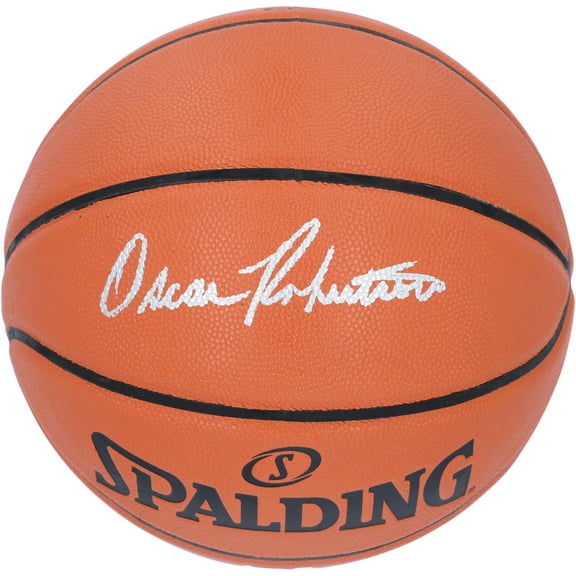 Oscar Robertson Milwaukee Bucks Autographed Spalding Basketball - Fanatics Authentic Certified