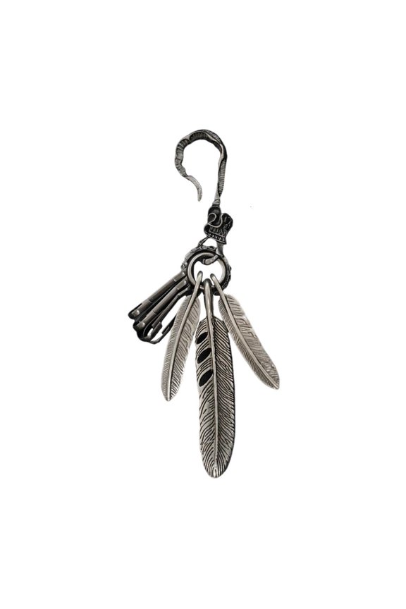 Fashionable Handcraft Feather Keychain Charm with Turquoise Accent Portable Accessory for Daily Use or Gifts Giving