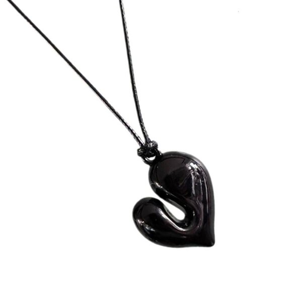Osdhezcn Irregular Large Heart Pendant Necklace Adjustable for Sweater Fashion Statement