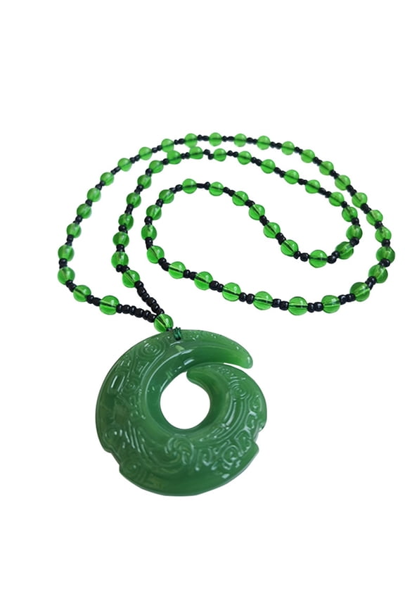 Stylish Necklace with Jade Beaded Chain Sophisticated Round Jade Pendant Neck Jewelry Eye Catching Neck Accessory
