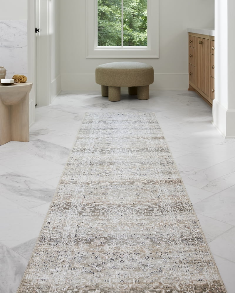Sage Green Polyester Washable Traditional Area Rug, 3'3" x 4'11"