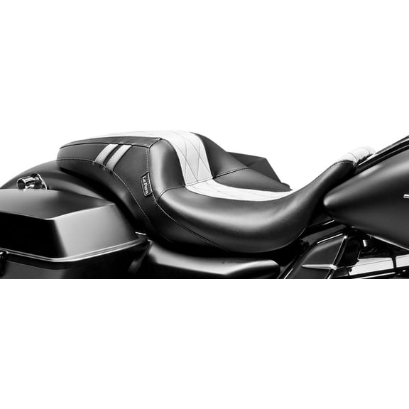 Outcast GT Seat, White Diamond