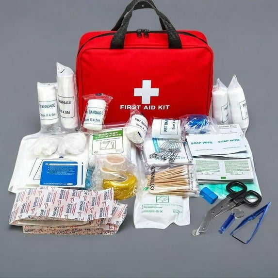 Outdoor First Aid Kit, Portable Bag for Hunting, Hiking, Camping, Includes Emergency Supplies and Accessories for Multi-purpose Use, Christmas Gift, Camping Essentials, Camping Accessories, Selfcare