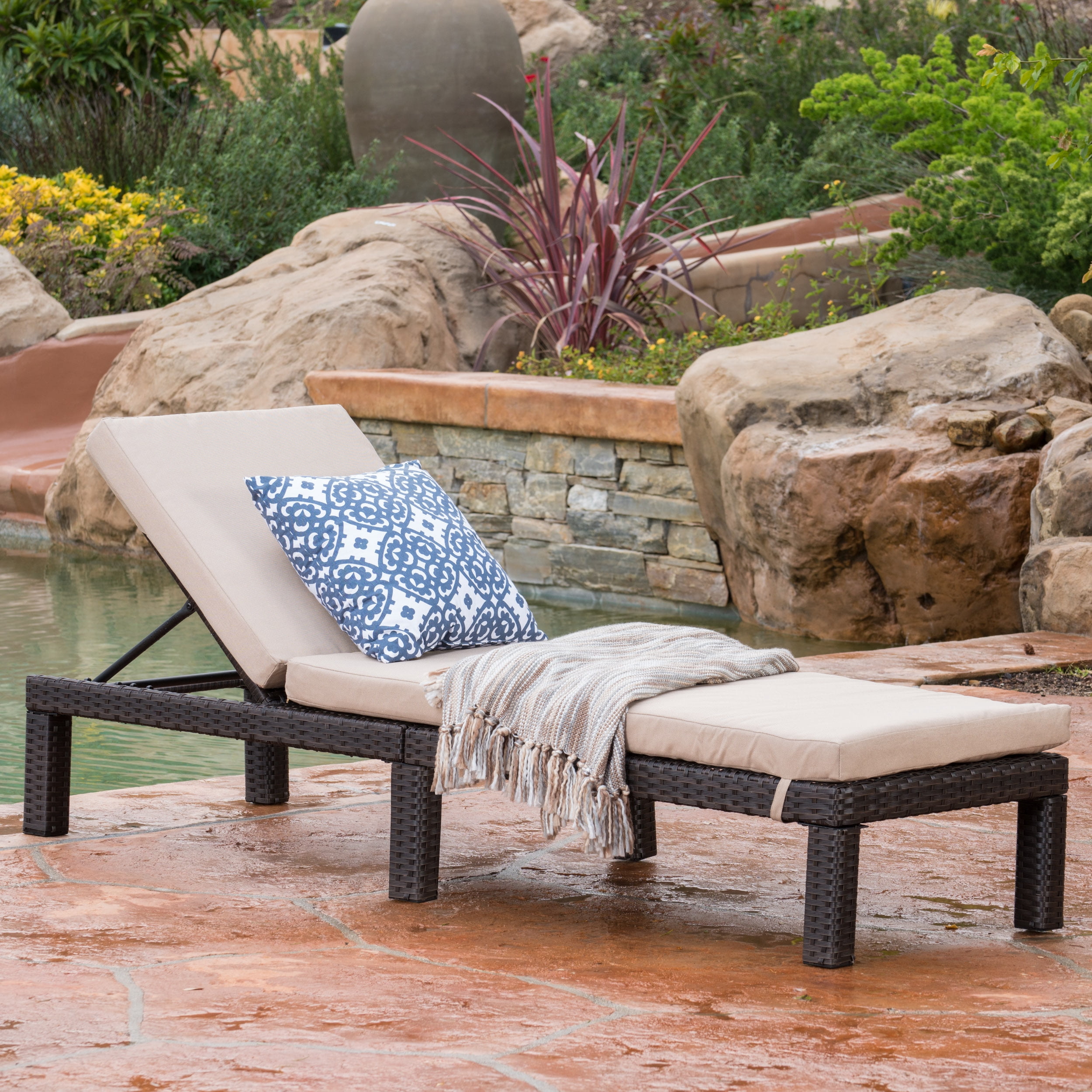 Outdoor Frame Chaise Lounge with Cushion for Patio Poolside, Dark Brown