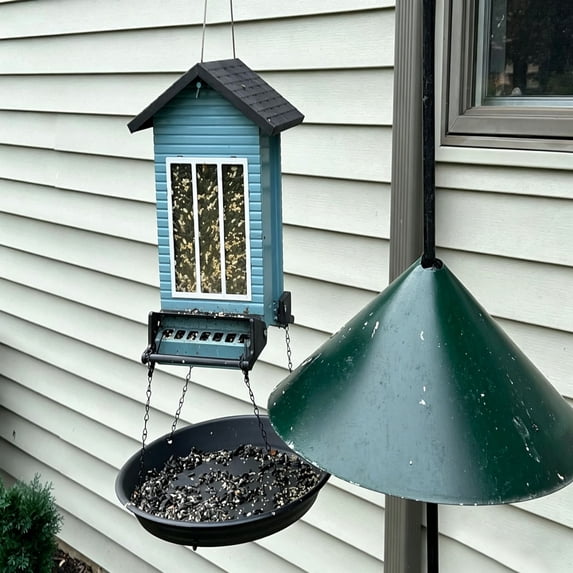 Outdoor Hanging Metal Wild Bird Feeder Tray Heavy Duty Chain Suspended Water Platform Decorative Bird Feeding Dish for Backyard Patio Tree Garden Ornament