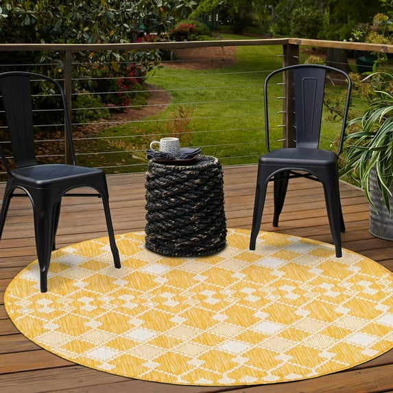 Outdoor Khence Collection Area Rug Yellow - 4' Round