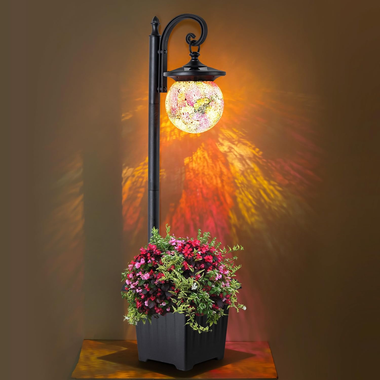 Outdoor Post Light with Planter, Matte Black Solar Lamp Post Light with ...