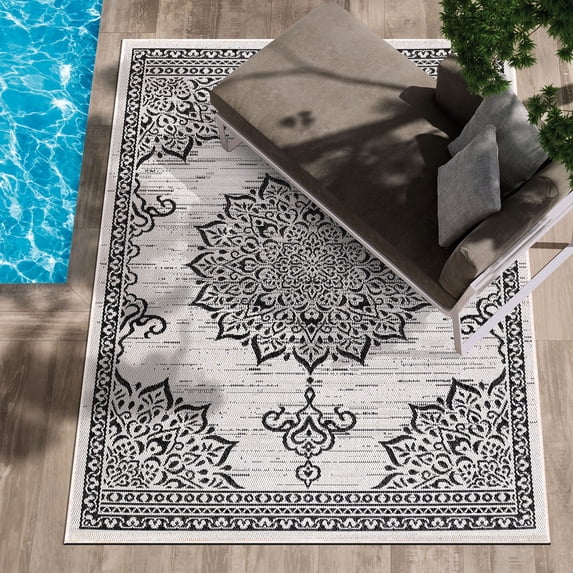 Outdoor Rug 5x7 Medallion White Black Modern Area Rugs For Indoor And Patios Kitchen Hallway Mats Washable Porch Deck Outside Carpet (medallion 5 X 7)