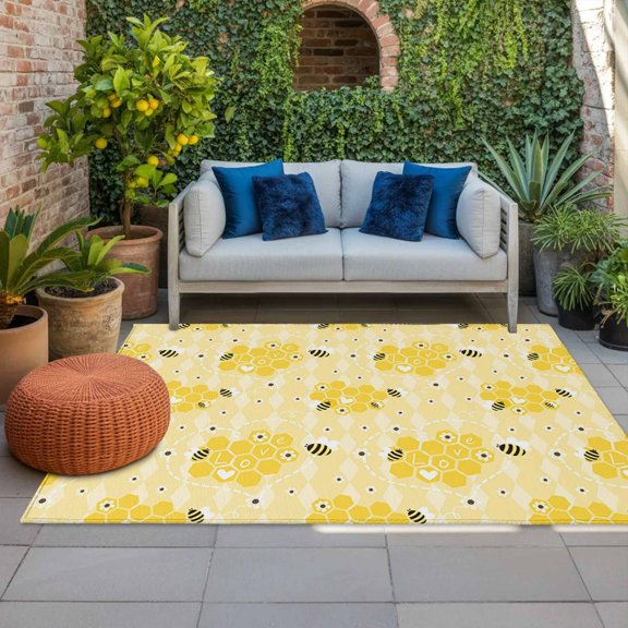 Outdoor Rug, Farm Yellow Bee Honeycomb Indoor Area Rug Outdoor Carpet RV Camping Rugs 4x6ft Geometric Floral Love Heart Outside Mat for Patio Picnic Porch Deck Balcony Backyard