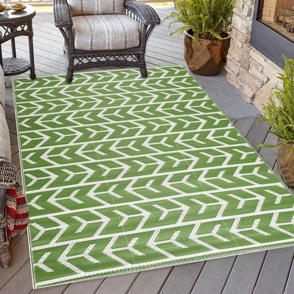 Outdoor Rug - Folded Design - Recycled Plastic Mat for Patio, Camping, Beach, Balcony, Porch, Deck - Weather, Water, Stain, Lightweight, Fade and UV Resistant - Amsterdam Green & Creme