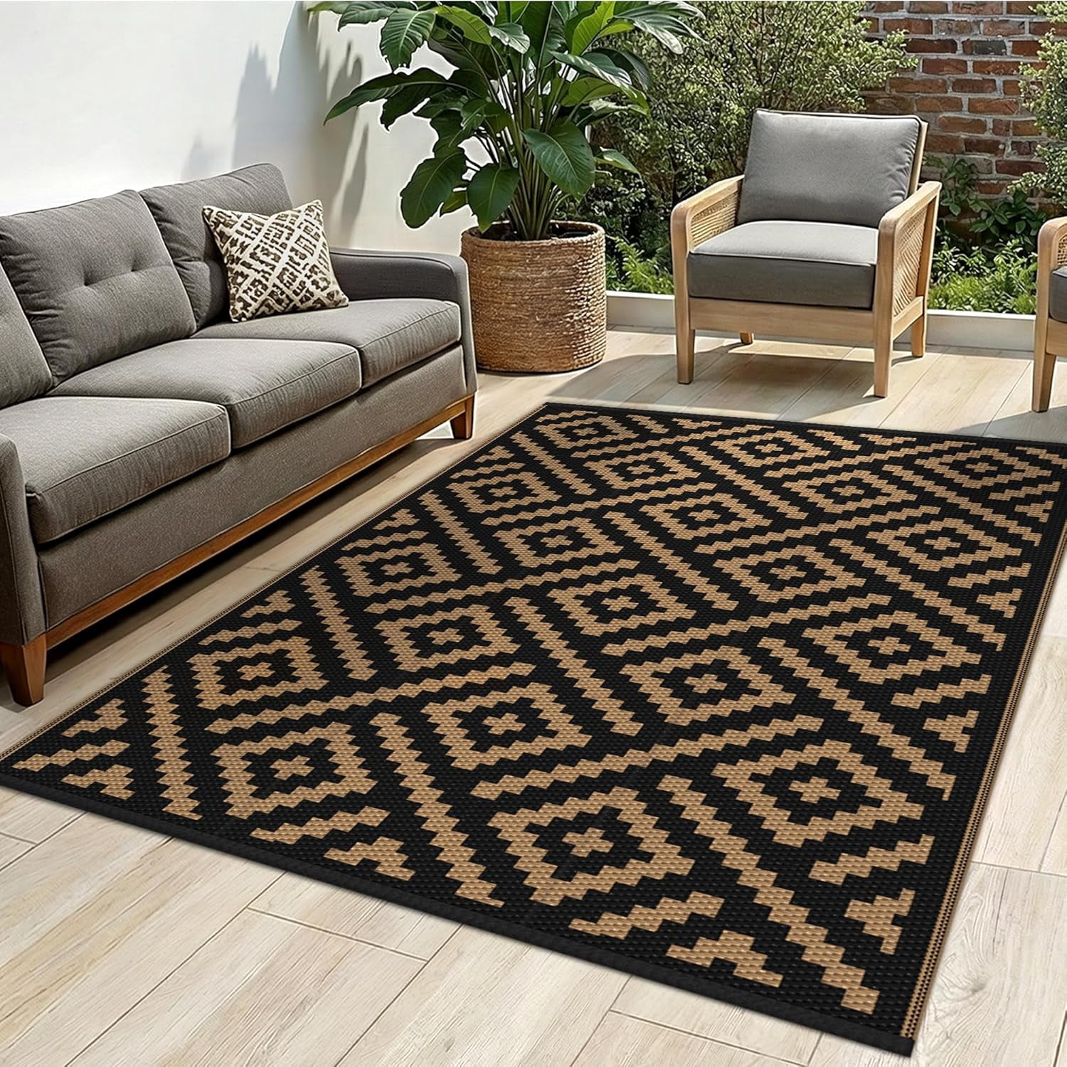 Outdoor Rug for Patio - Waterproof Plastic Straw Camping Rugs 4x6 ft, Reversible Outdoor Indoor RV Mat Carpet for Patio, Porch, Deck, Balcony, Picnic, Beach, Black Brown