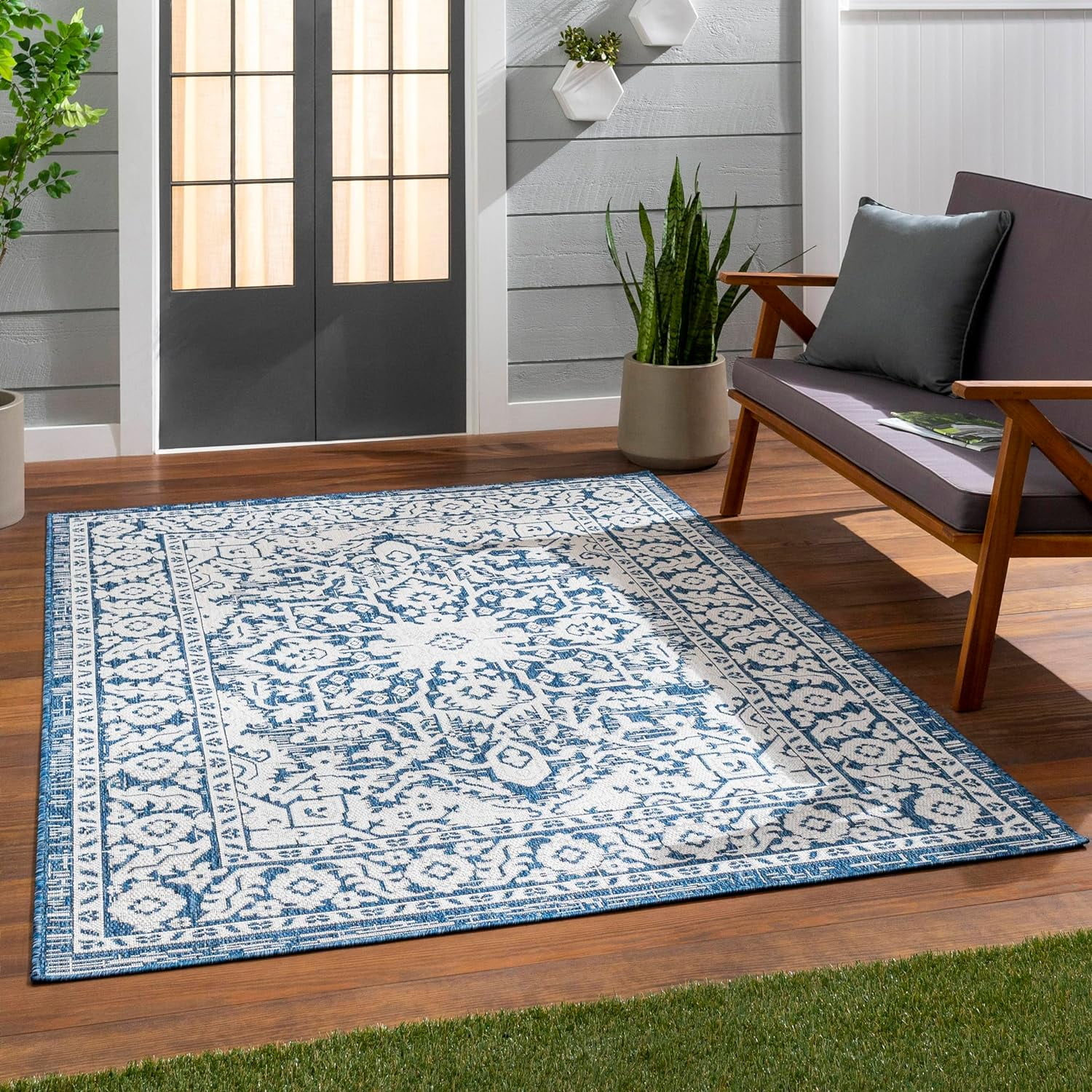Outdoor Rugs, 10X14 Mantinge Traditional Indoor/Outdoor Navy Area Rug
