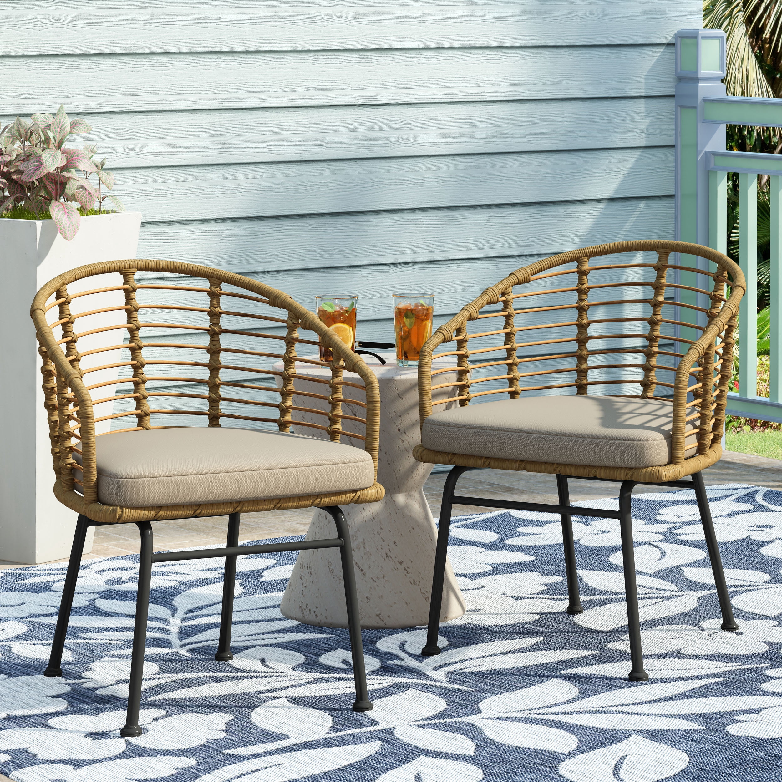 Outdoor Single Leisure Seat Chair, Wicker Weave Relaxing Chair for Patio Garden, Light Brown