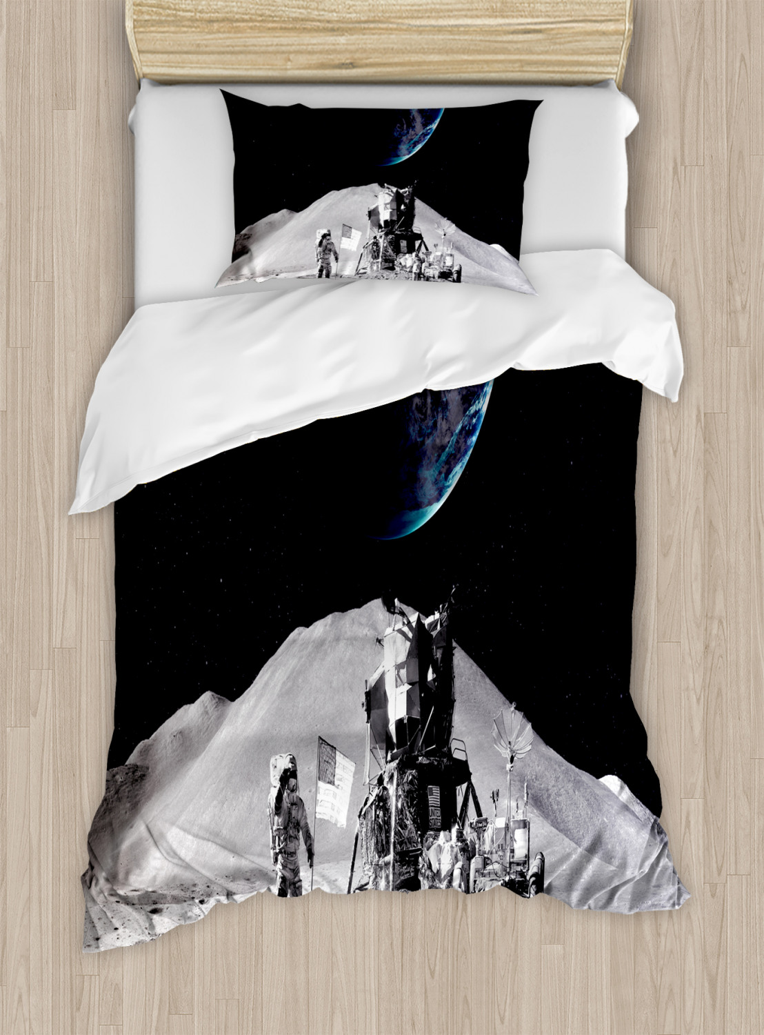 Outer Space Decor Twin Size Duvet Cover Set, Moon US Spaceman Launching ...