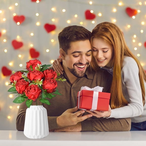 Outoloxit 7 Stems Artificial Cloth Roses with Burnt Edges, Fake Flowers Bouquet for Wedding Home Party Decoration, Valentine's Day Gift with Box (Red)