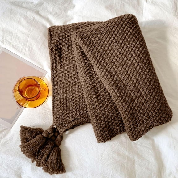 Outoloxit Knitted Throw Blanket 50x70 Inch Coffee Brown Soft Acryric Sofa Blanket for Office Nap, Couch & Travel with Fringe Decoration, Lightweight Gift Idea for Home