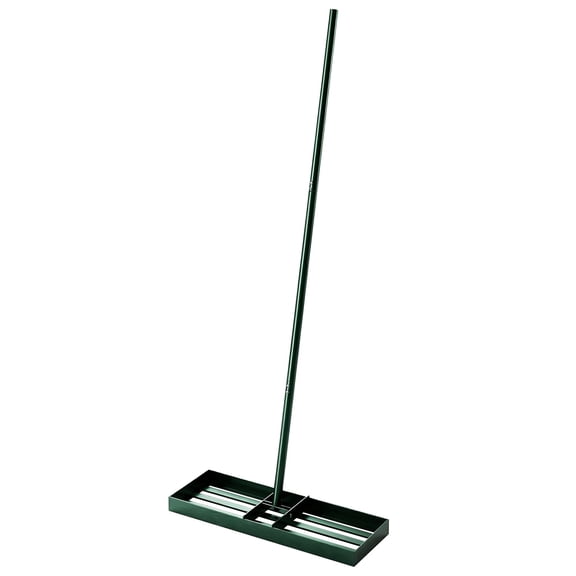 Outsunny 30" Wide Lawn Leveling Rake, Heavy Duty Powder-Coated Metal Yard Leveler with 66.5" Detachable Handle for Smoothing Soil and Sand in Backyard and Garden, Green